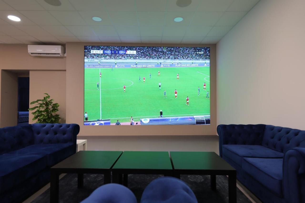 Loft 250M2 Avec Ecran Led Geant De 10M2 Aparthotel Marseille Eksteriør bilde